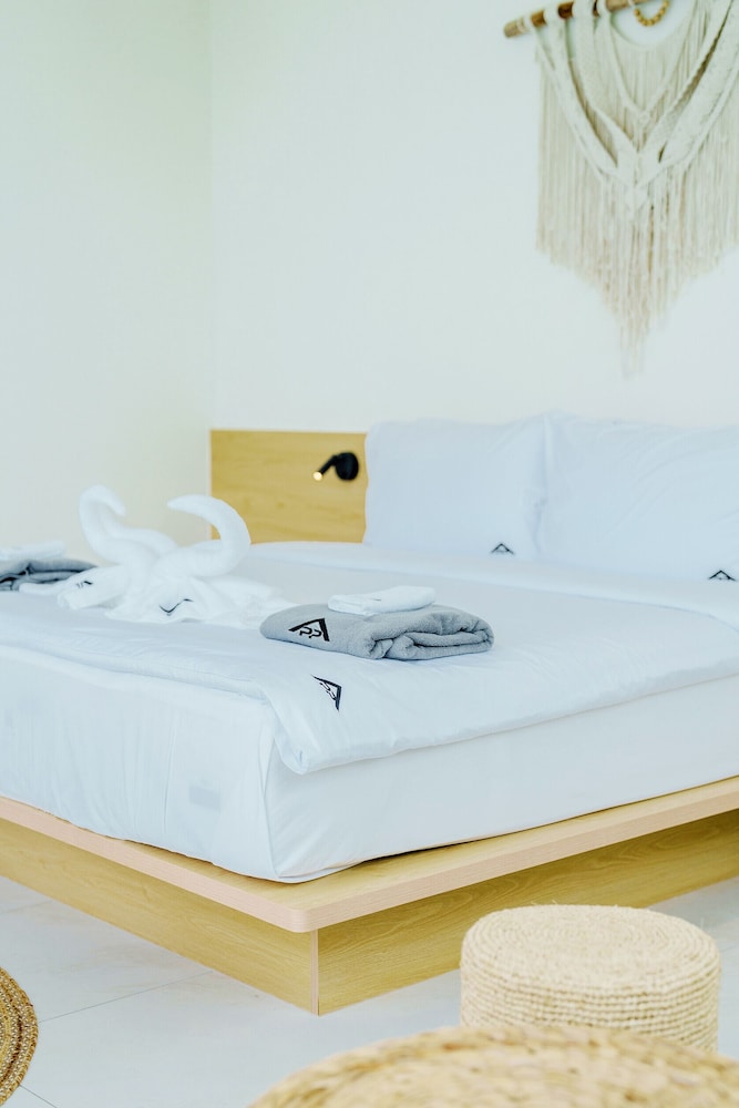 Asherah New 3BR Pool Villa + Free Airport Transfer