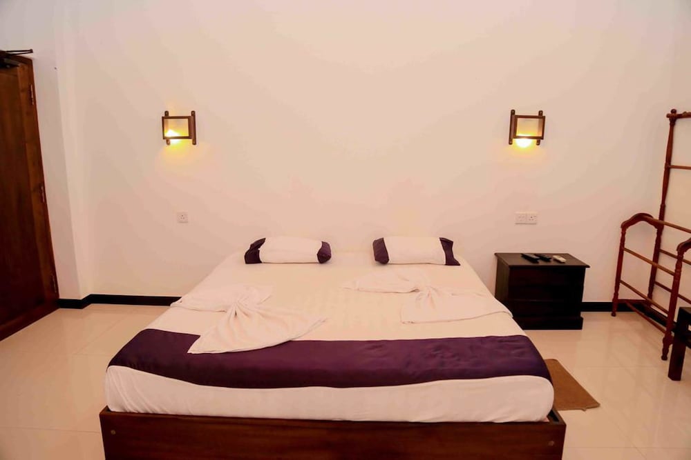 Gayana Guest House