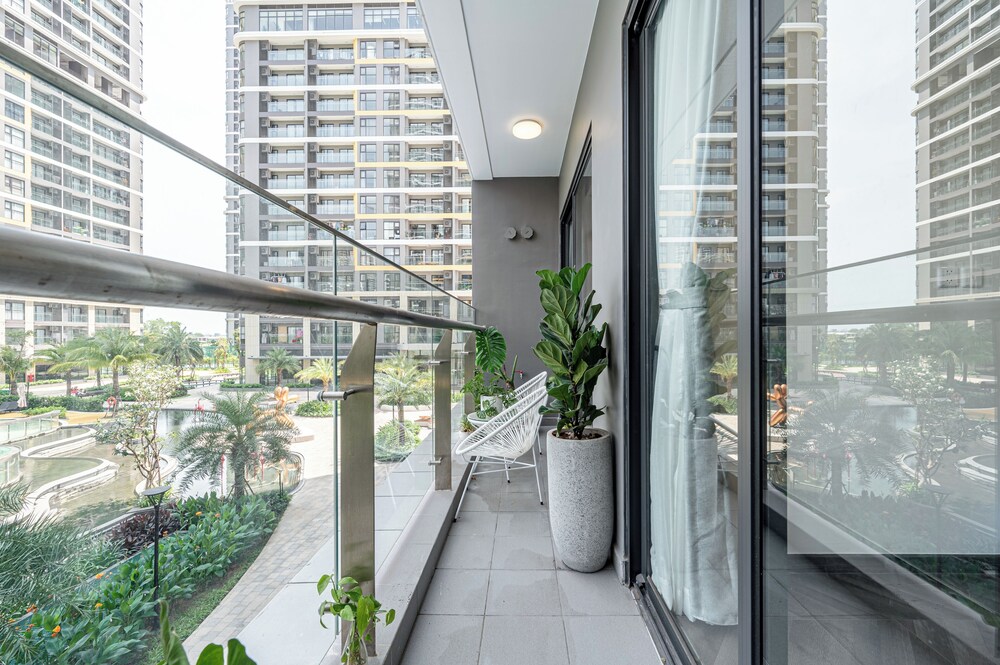 LA Nest - The Green Nest