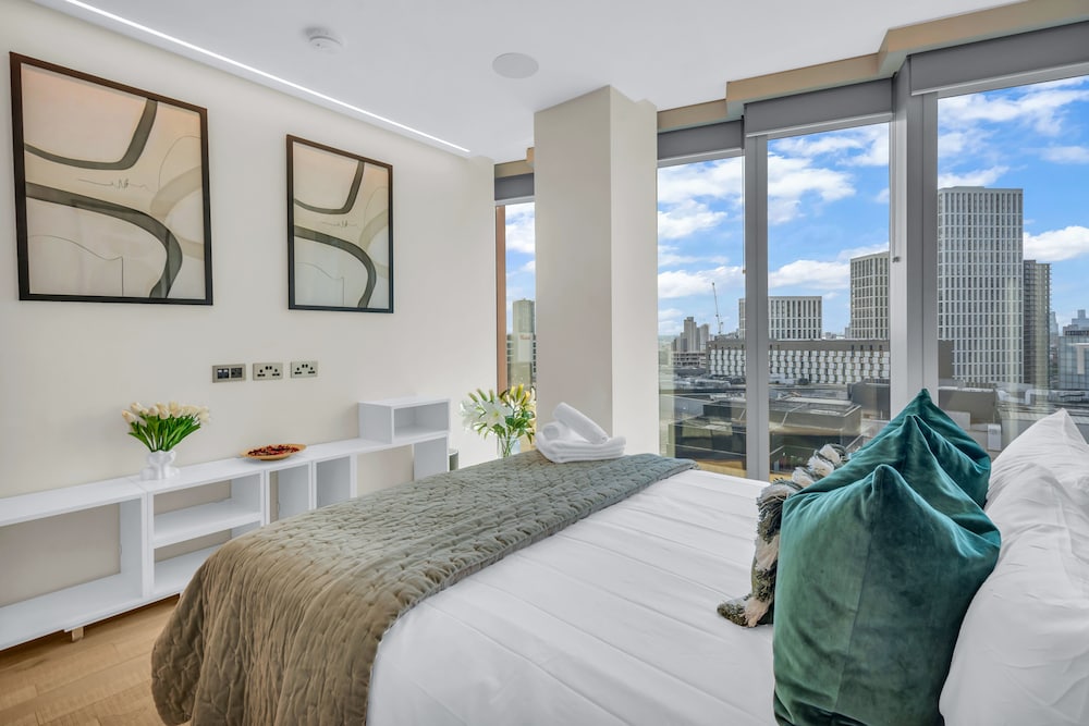 Modern 1 Bedroom Apartment in Stratford