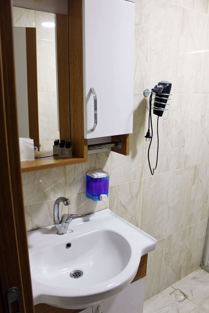 Big Life Otel - Image 70