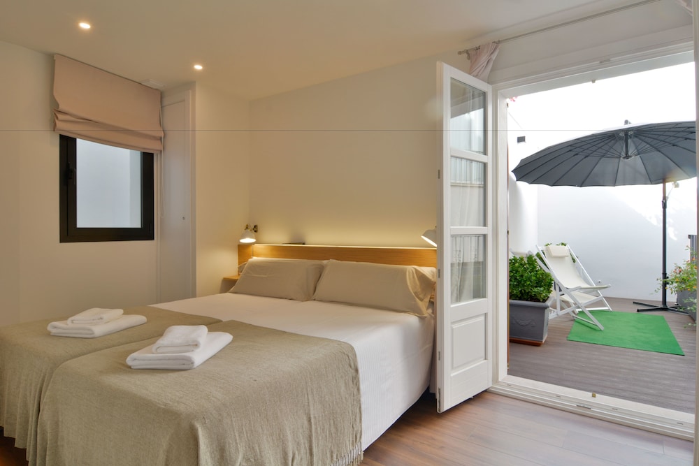 Zhangjiajie Comma Travel Hotel