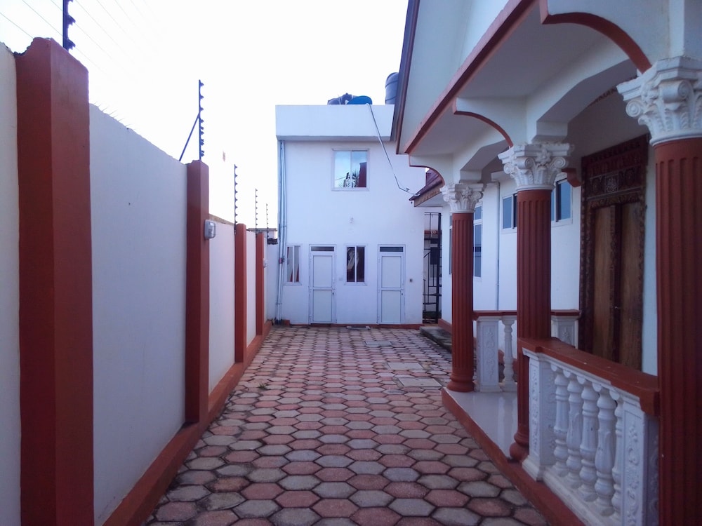 Photo 7