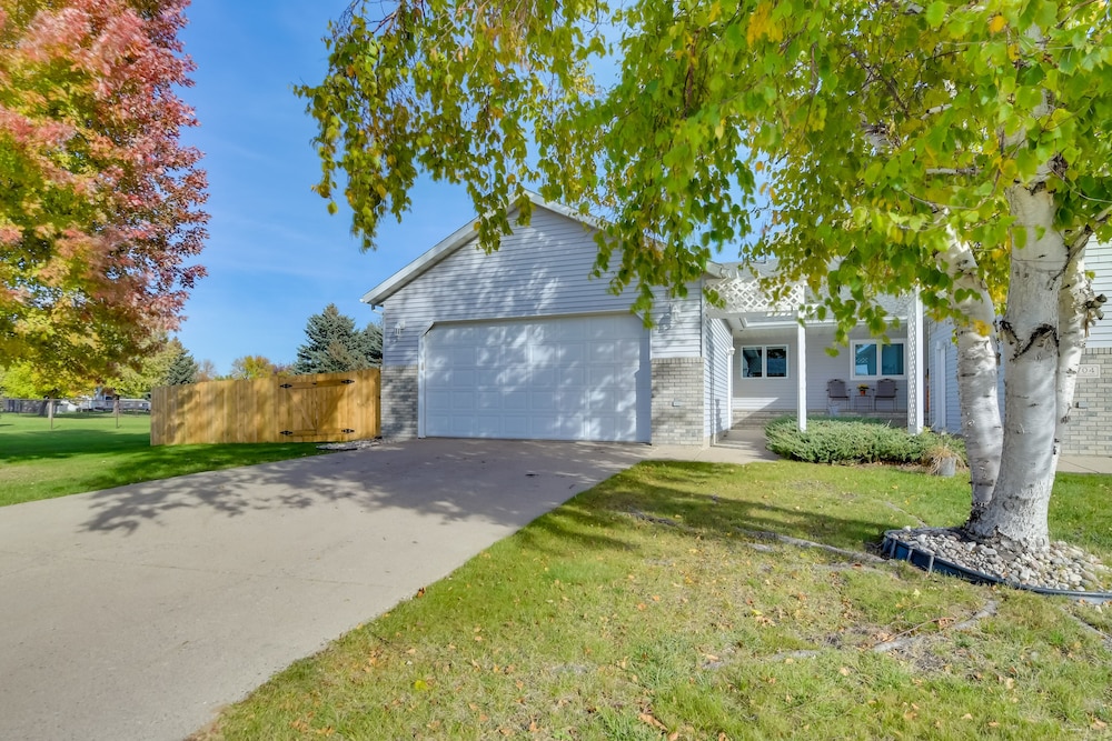 5 Mi to Dtwn: Pet-friendly 'wheatland Twin' Home! view 5