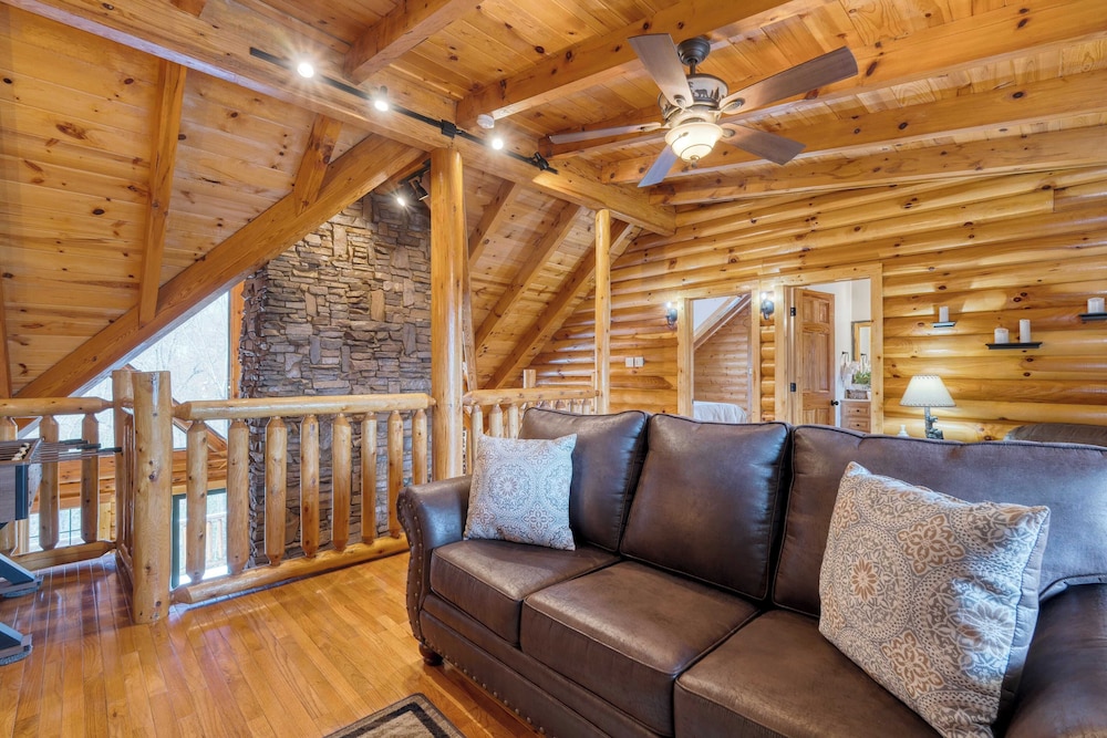 American Dream by Avantstay Deck w/ Views Theater, Game Room, Community Pool