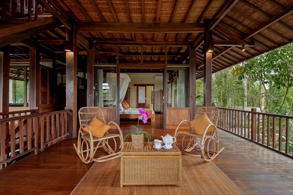 Villa Atas Awan