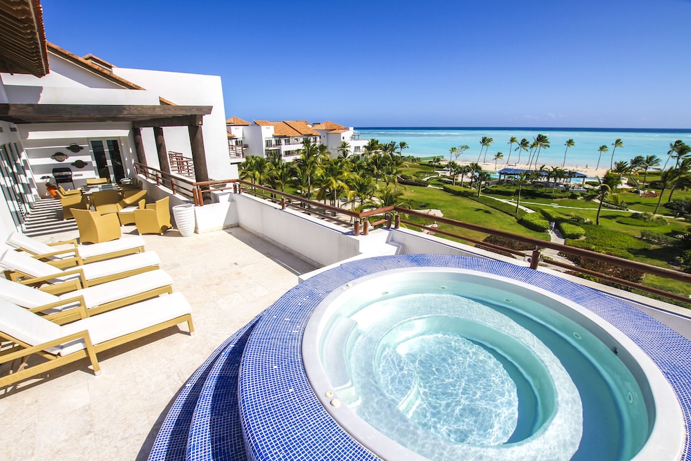 Punta Palmera Cap Cana by Essenza Retreats