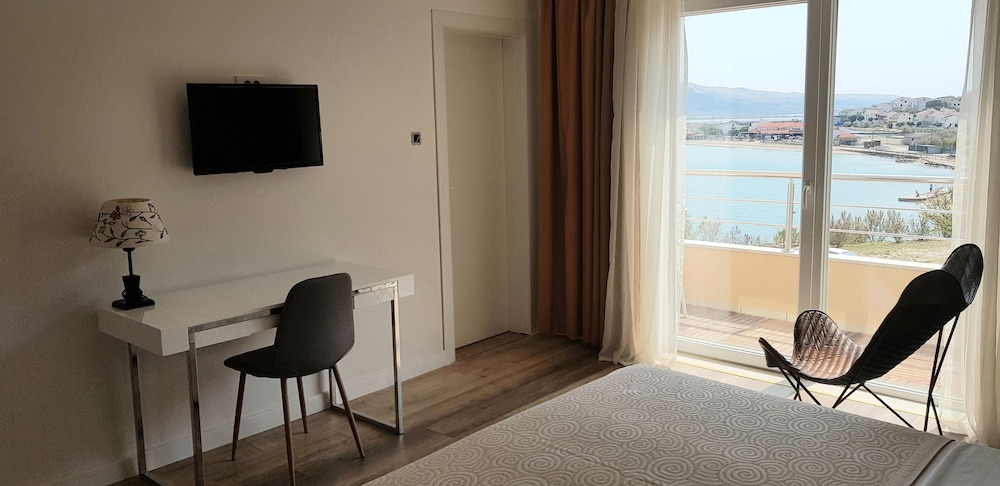 Guest house Revelin