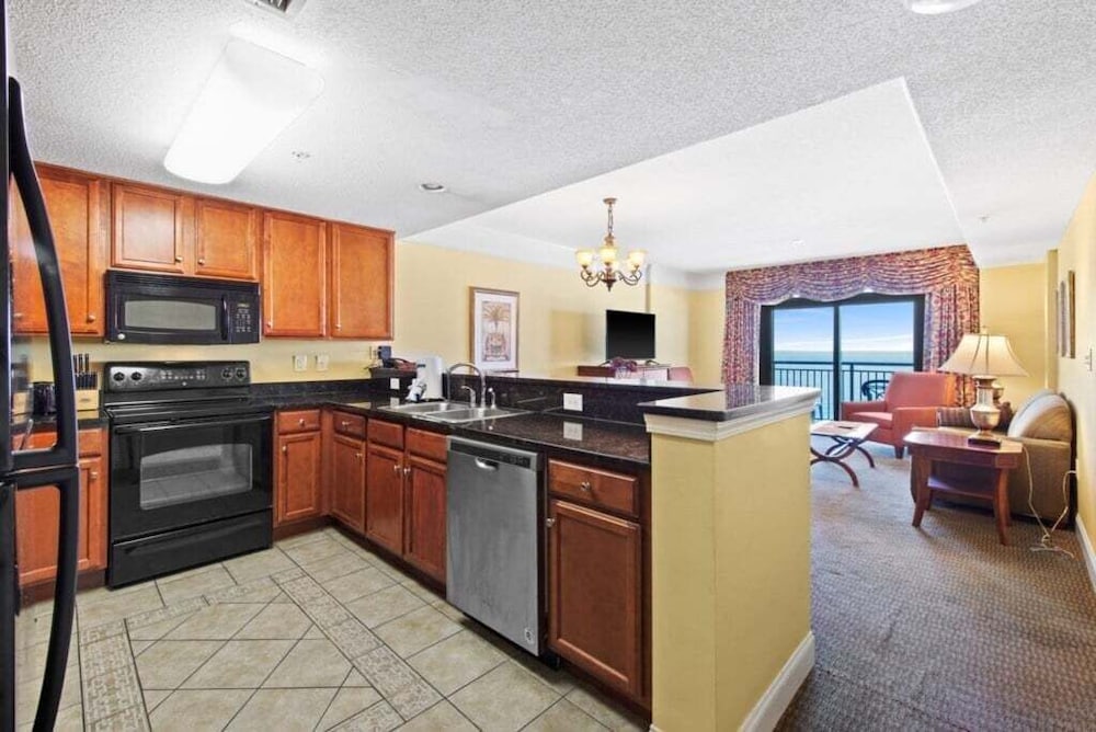 Anderson Ocean Club 810 2 Bedroom Condo