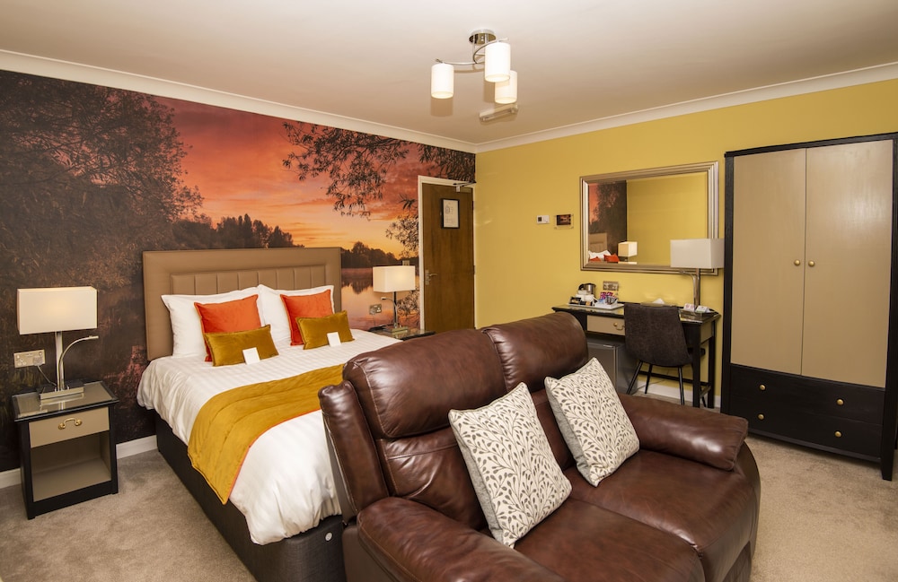 Bridleways Guest House & Holiday Homes