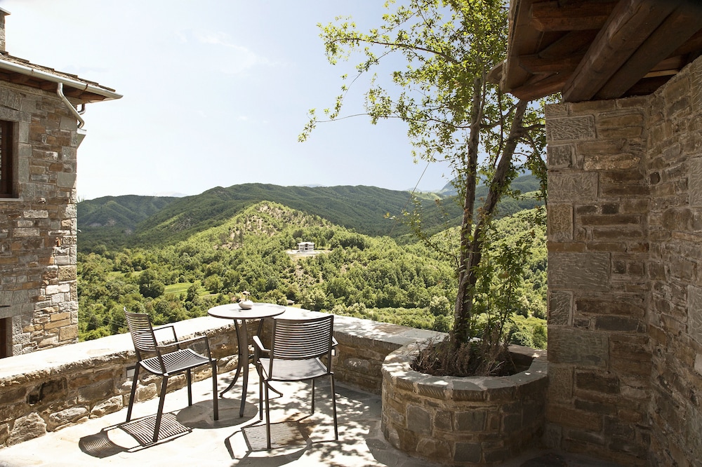 Kipi Suites