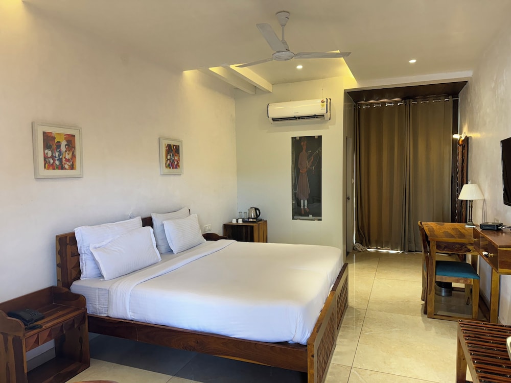 Aura Gold Resort