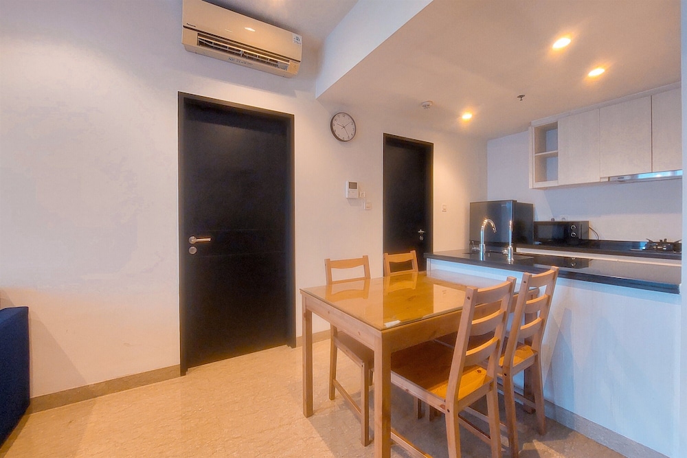 Elegant 1Br Apartment At Branz Bsd City