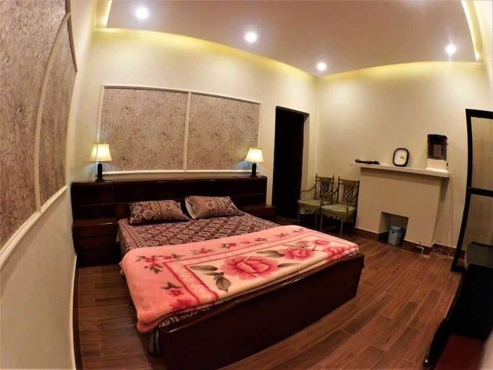 Jungle Castle Murree view 2