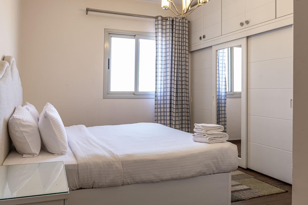 Vesta - Luxury APT - 3Br - CFC IX