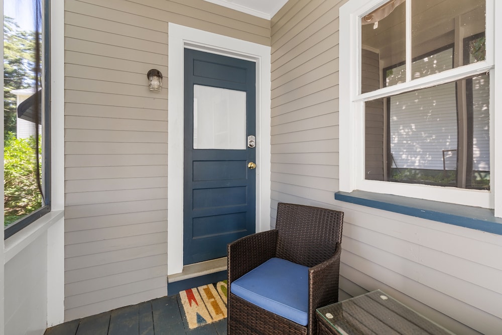 The Beaches Guest Rooms and Cottages