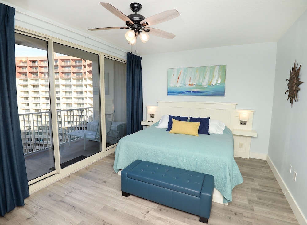 Shores Of Panama 1820 2 Bedroom Condo