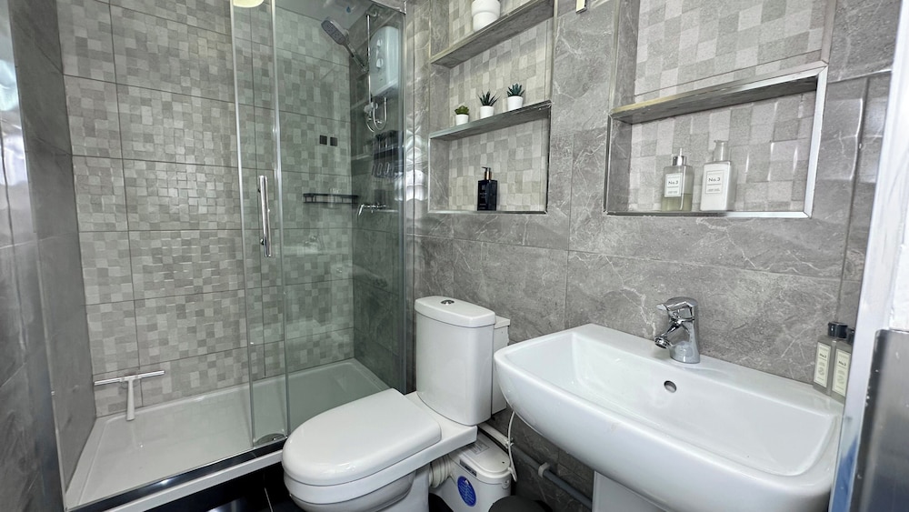 London City Retreat - 2 Bedroom House