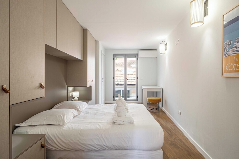 Charming Apartment With AC- 2bd/4p - Near the Sea