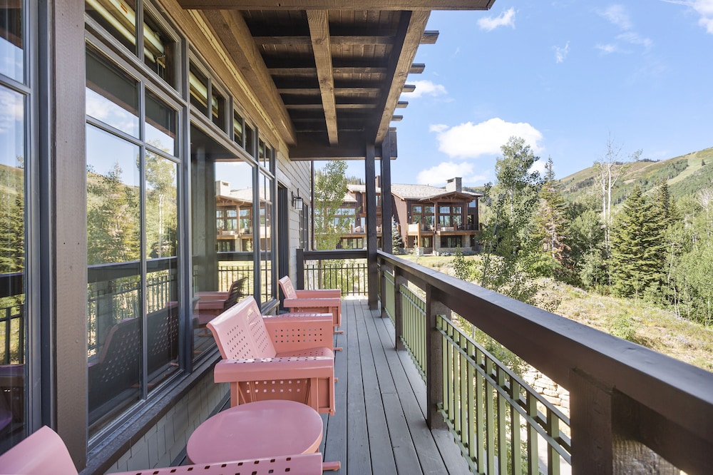 Arrowleaf Lodge at Deer Valley Resort - Three Bedroom Residence #315 3 Condo