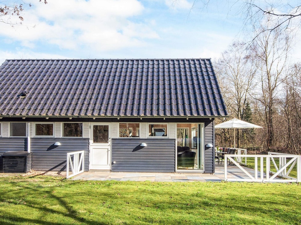 4 Star Holiday Home in