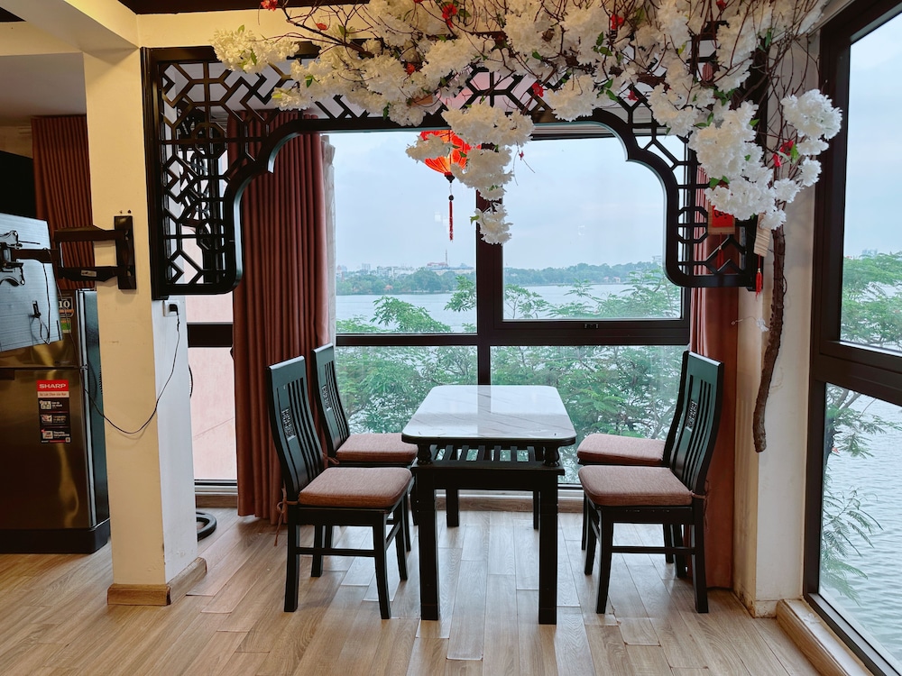 Ala Home Vu Mien Lake View