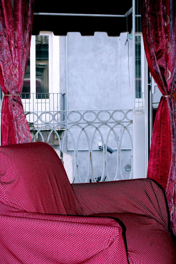 Hotel Bellini - Image 1