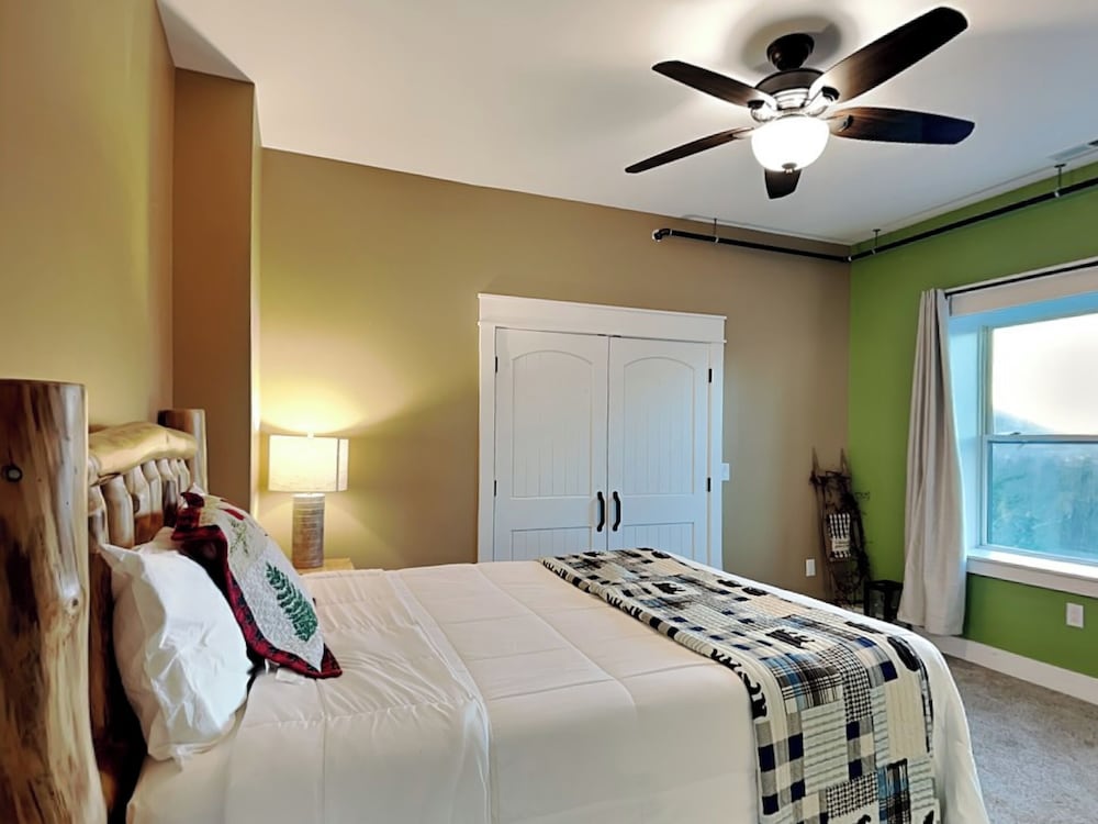 5 Solas Lodge by Jackson Mountain Rentals