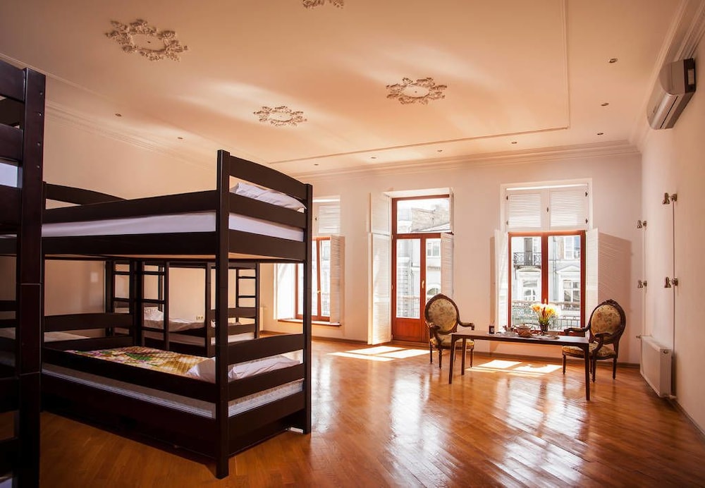 EstherHouse - Hostel view 4