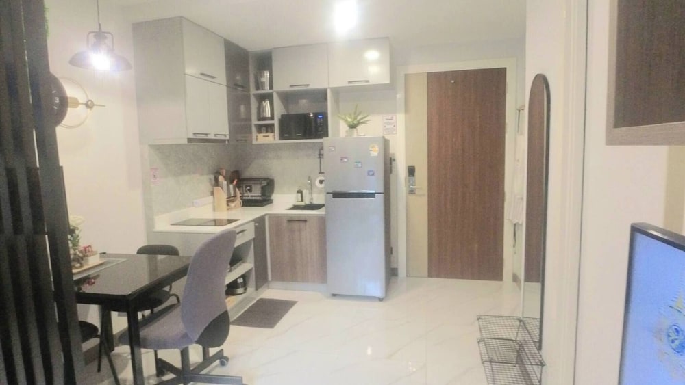B307 - 1 Bedroom Condo Pool View Near Ao Nang Beach