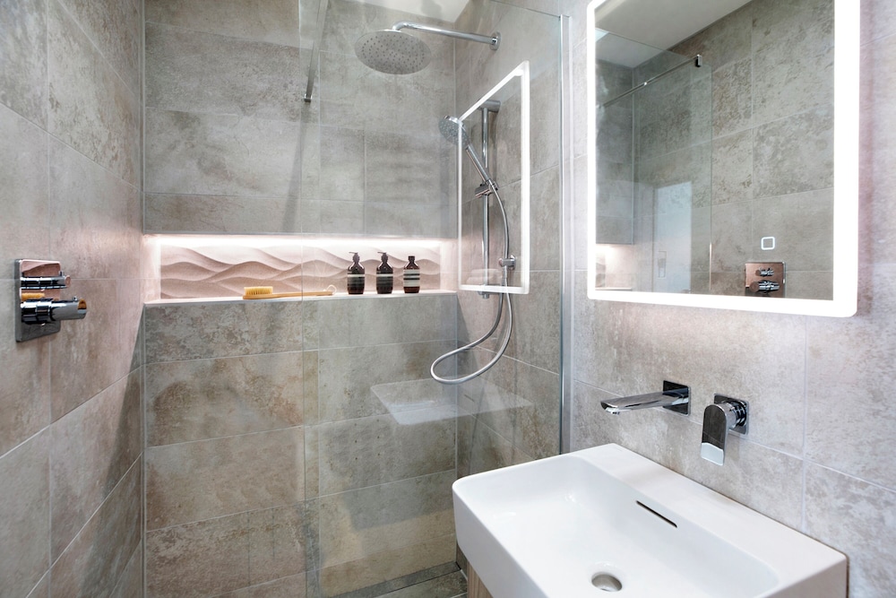 Bovisand Harbour by Smart Welcomes