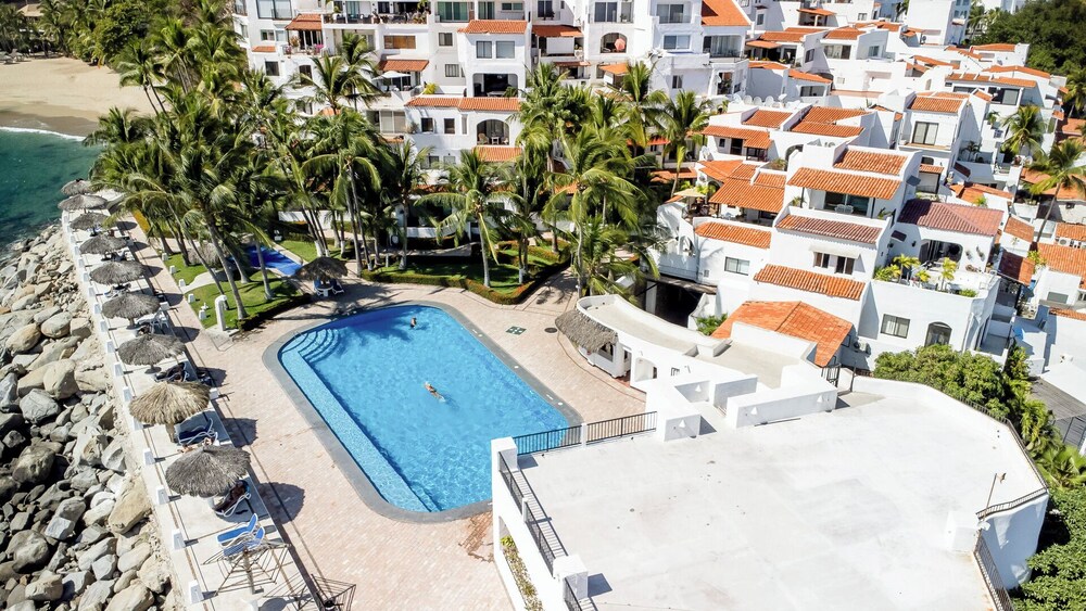 Flat with Unbeatable Views & 2 Bedrooms