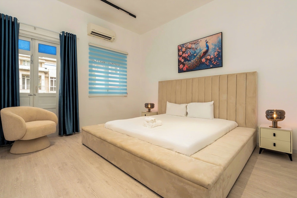 Lux white villa 9 Bedrooms