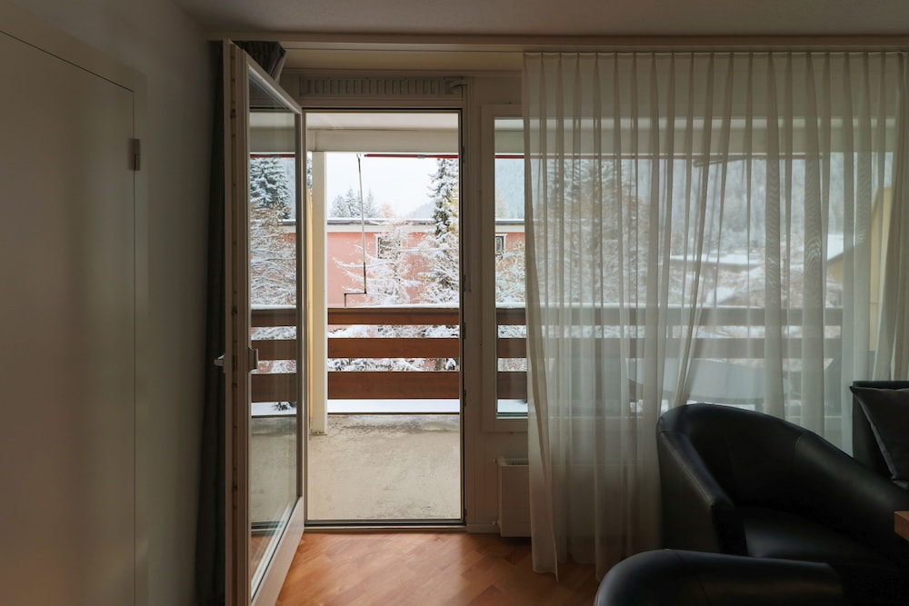 Apartments Cresta