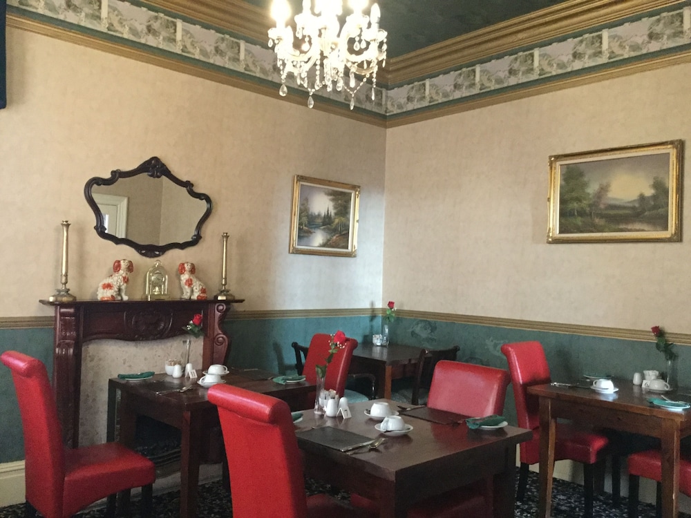 Plas Llwyd Guest House