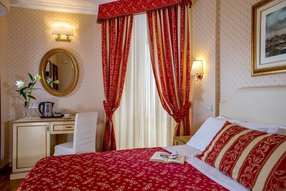Boncompagni Suite