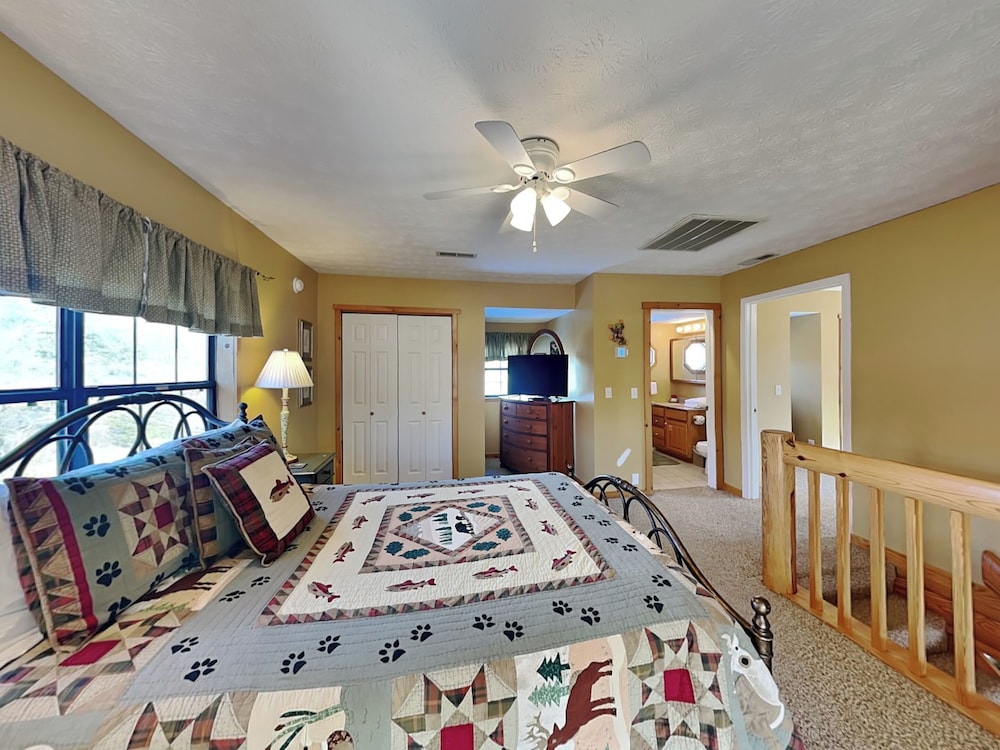 Kajun Kove by Jackson Mountain Rentals