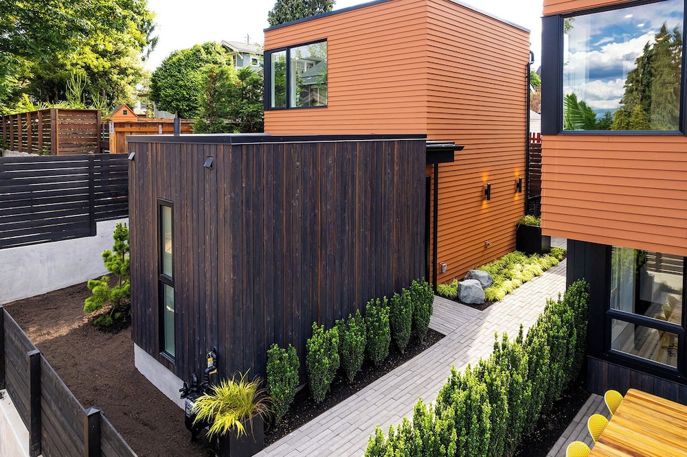 Secret Hideaway - New Custom Built Home