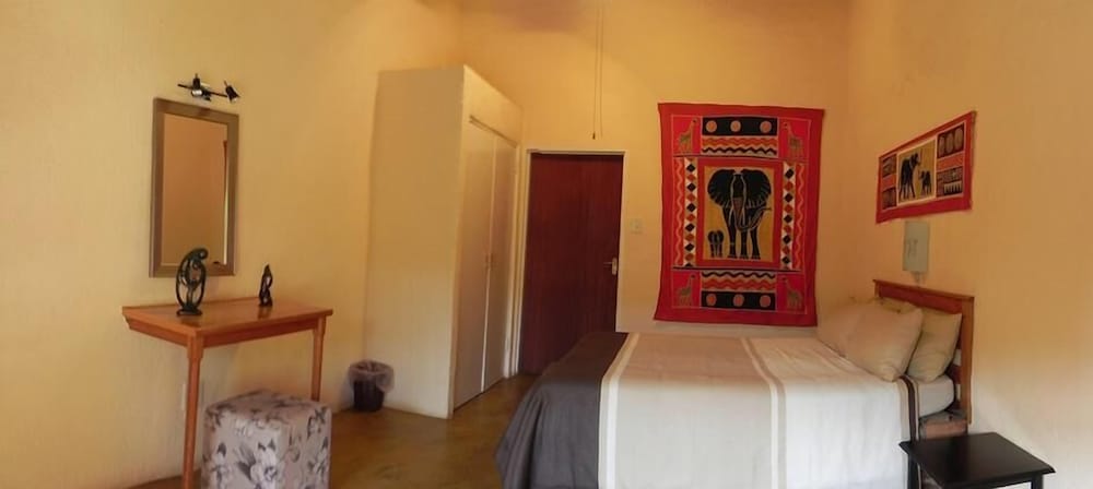 Kwambali Riverside Lodge