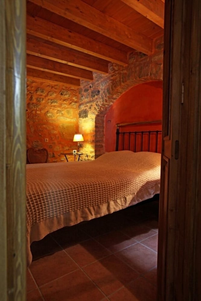 Dorovinis Country Houses