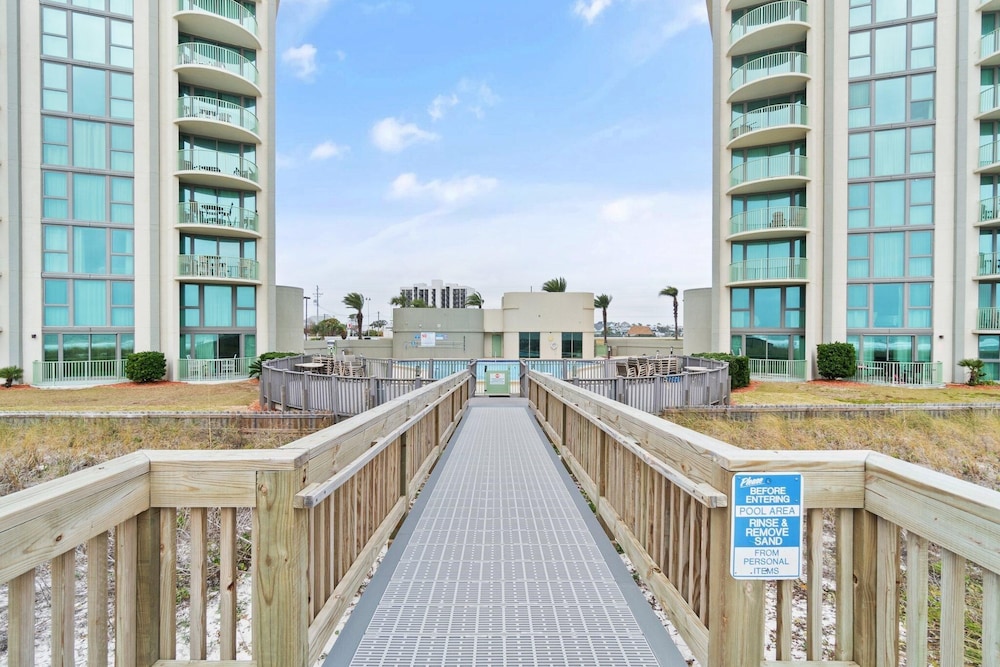 Perdido Towers East 703