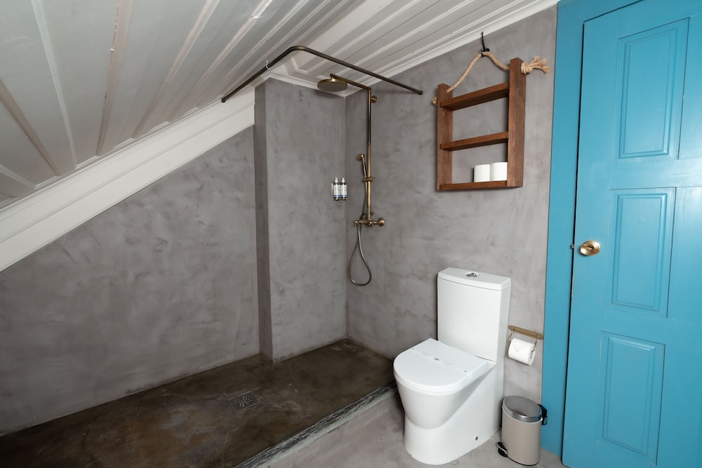 Des Arts- Guesthouse - Hostel
