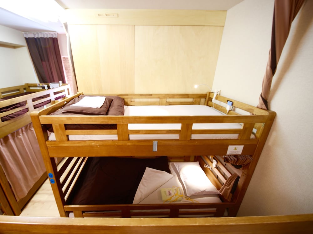 Osaka Guesthouse HIVE - Hostel