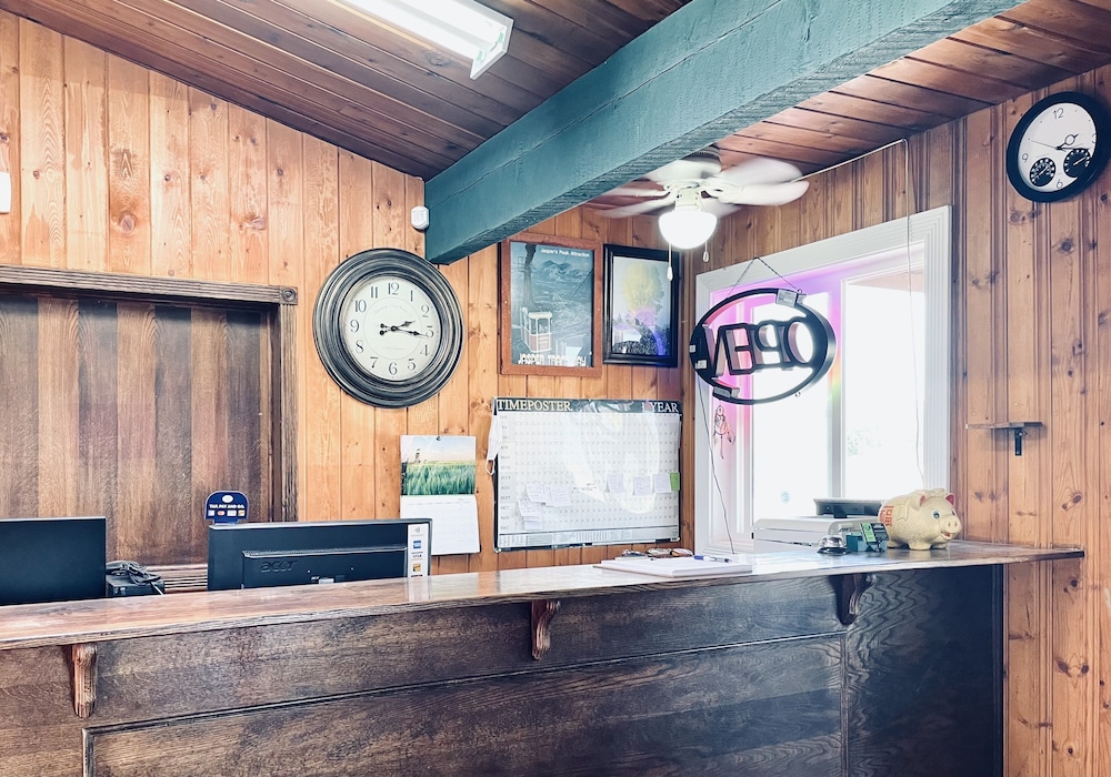 Pembina River Inn