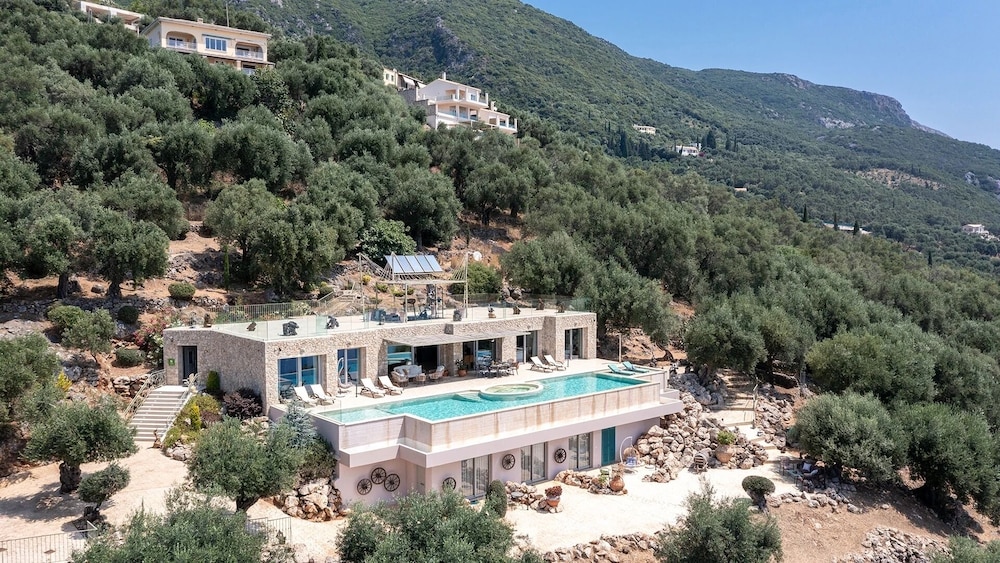 Villa Summer Wine by White Dream Villas