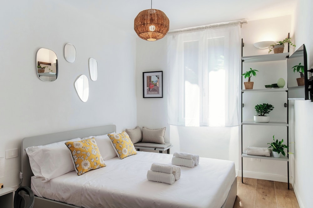 Casa Batèl Suites & Apartments