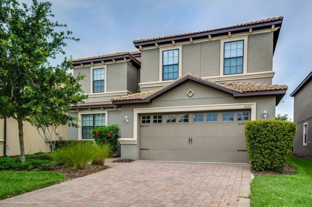 Champions Gate Luxury 6 Bedroom Resort Villa 6 Villa by Redawning - Image 1