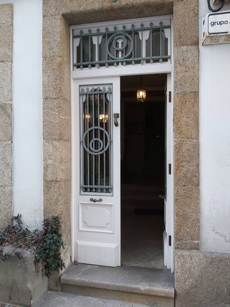 The Vertical House, With Terrace In Historical Centre