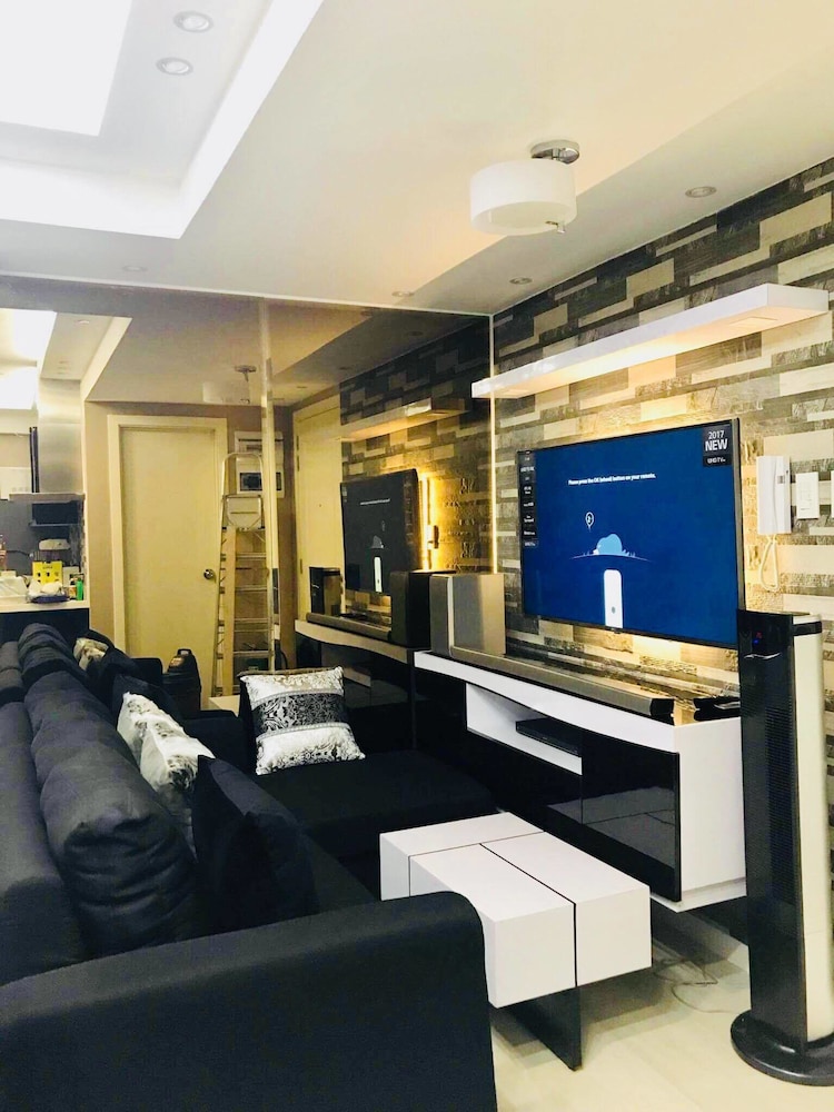 Maui 2 Bedroom Condo at Azure Urban Resort Residences