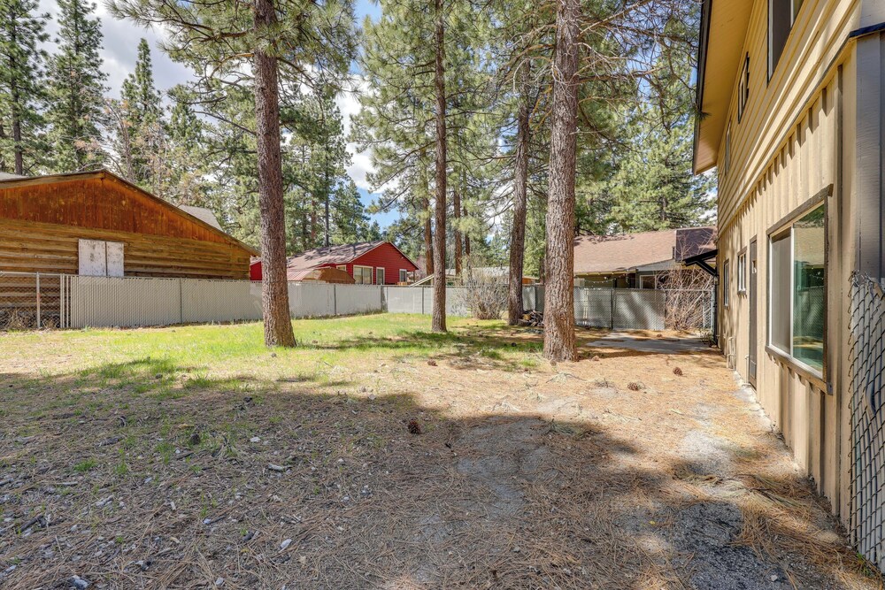 Close to Skiing & Lake: Big Bear Mountain Getaway